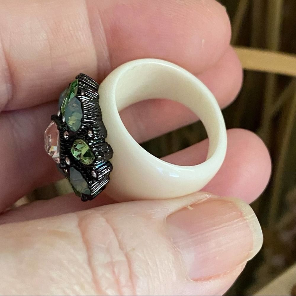 Resin and Brass Ring With Top Grade Crystals Sizes 8,9 - Picture 3 of 6
